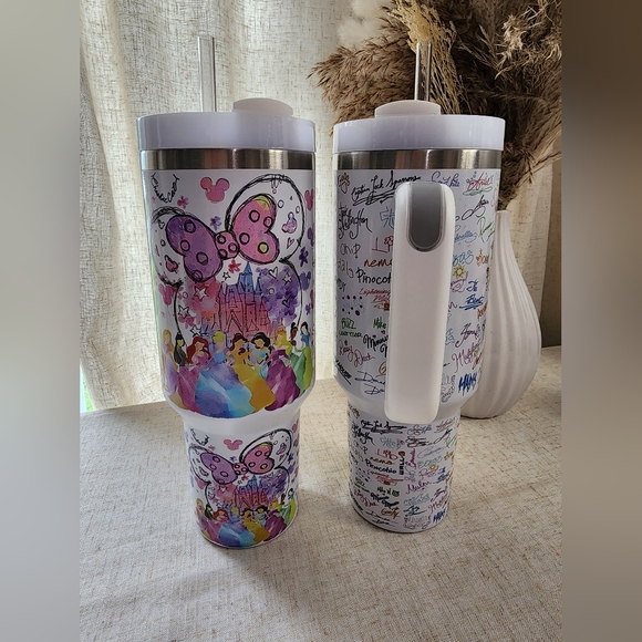 Disney's Princess Tumbler - Picture 1 of 4